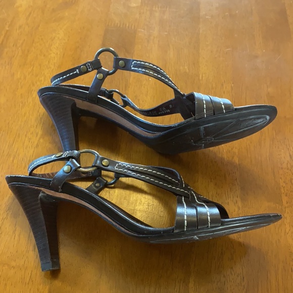 COLE HAAN Sz 8 1/2  Heel Sandals Brown EUC - Picture 5 of 10